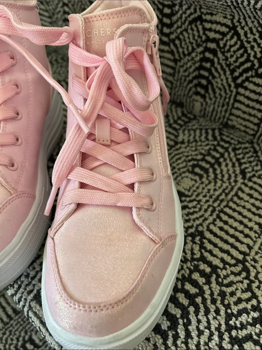 Skechers Hyperlift Hi-Top Sneaker